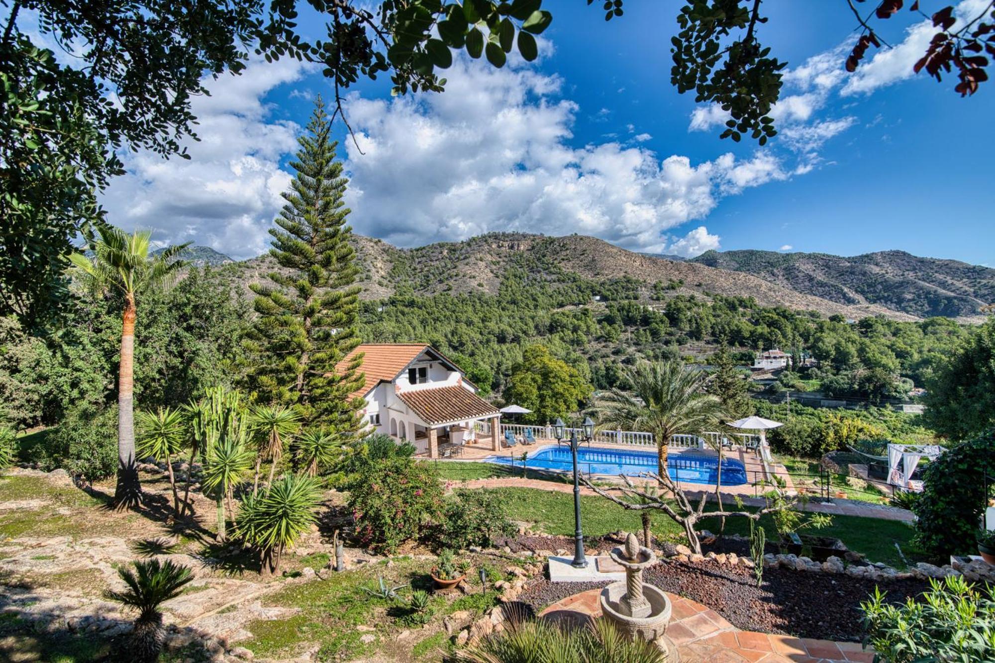 Villa Morera Bed & Breakfast Фригиляна Екстериор снимка