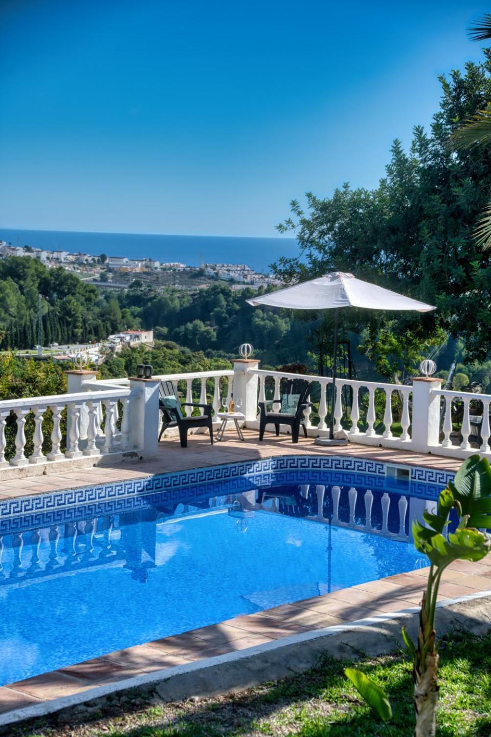 Villa Morera Bed & Breakfast Фригиляна Екстериор снимка