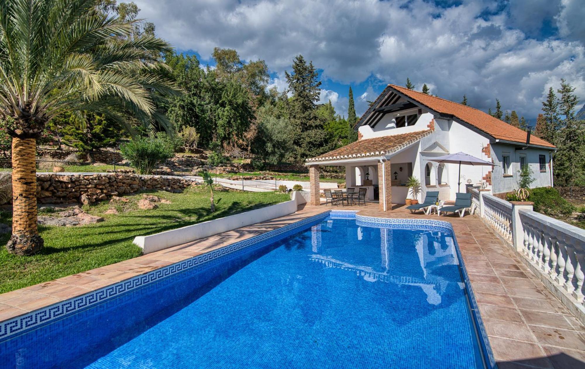 Villa Morera Bed & Breakfast Фригиляна Екстериор снимка