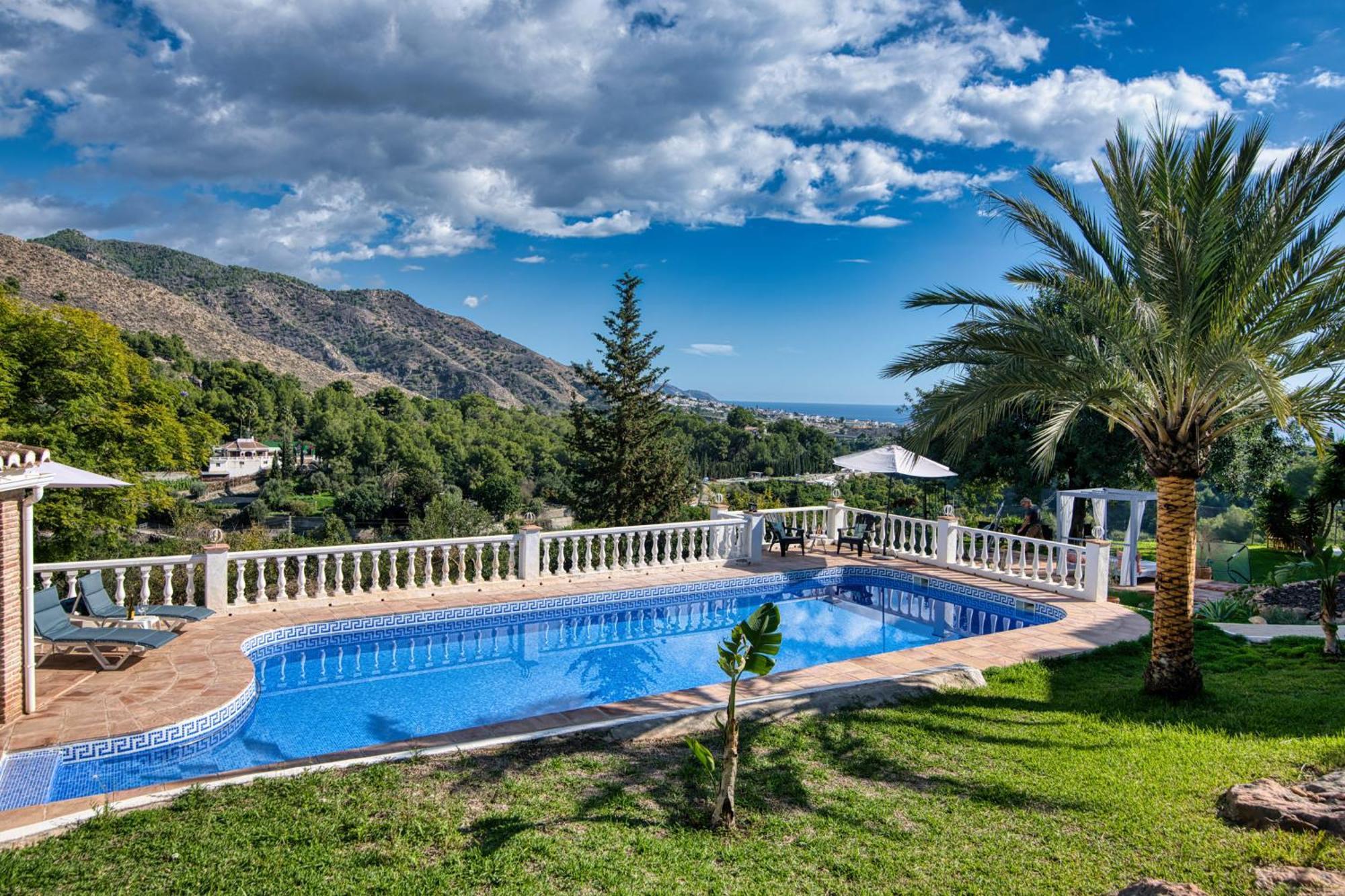 Villa Morera Bed & Breakfast Фригиляна Екстериор снимка