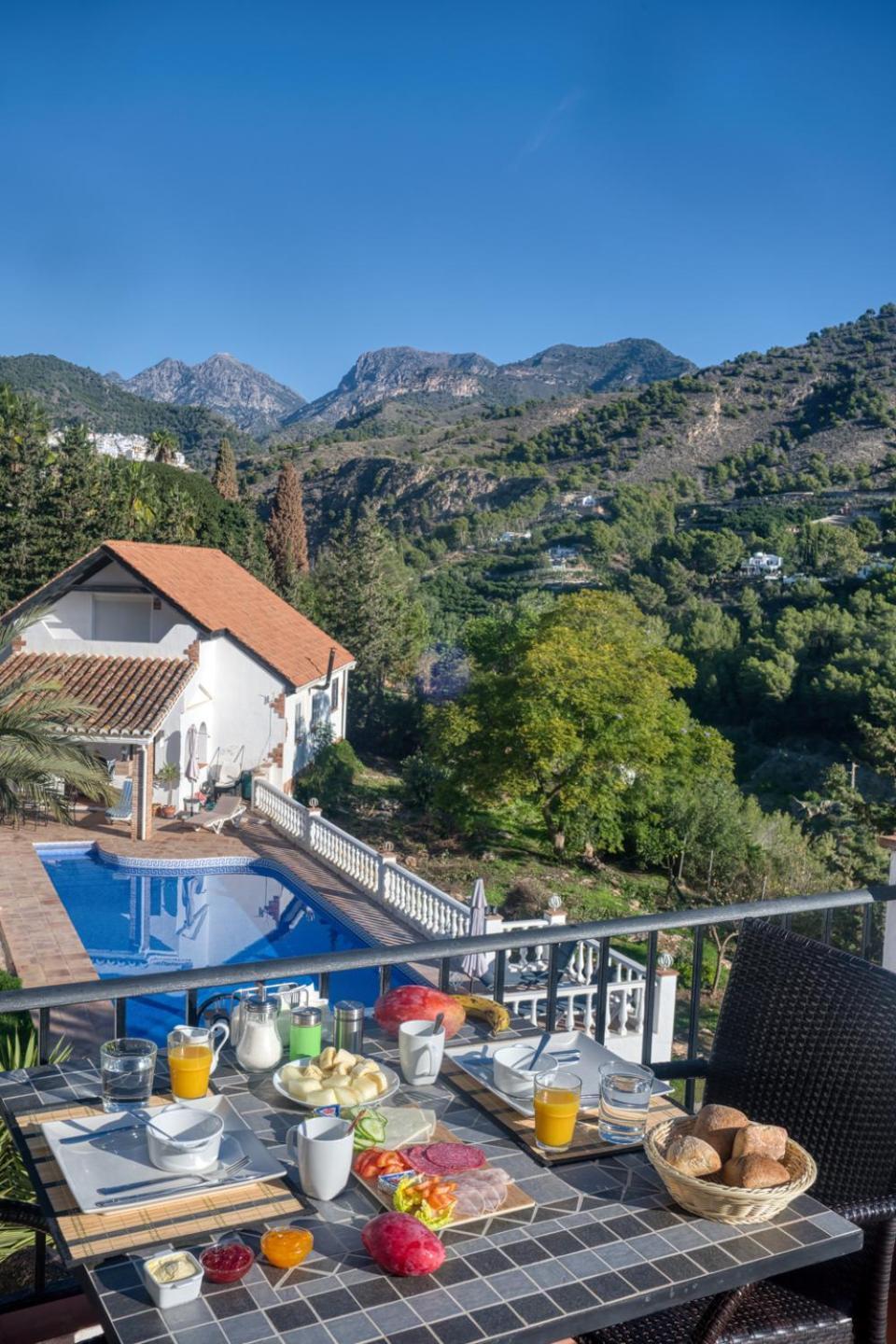 Villa Morera Bed & Breakfast Фригиляна Екстериор снимка
