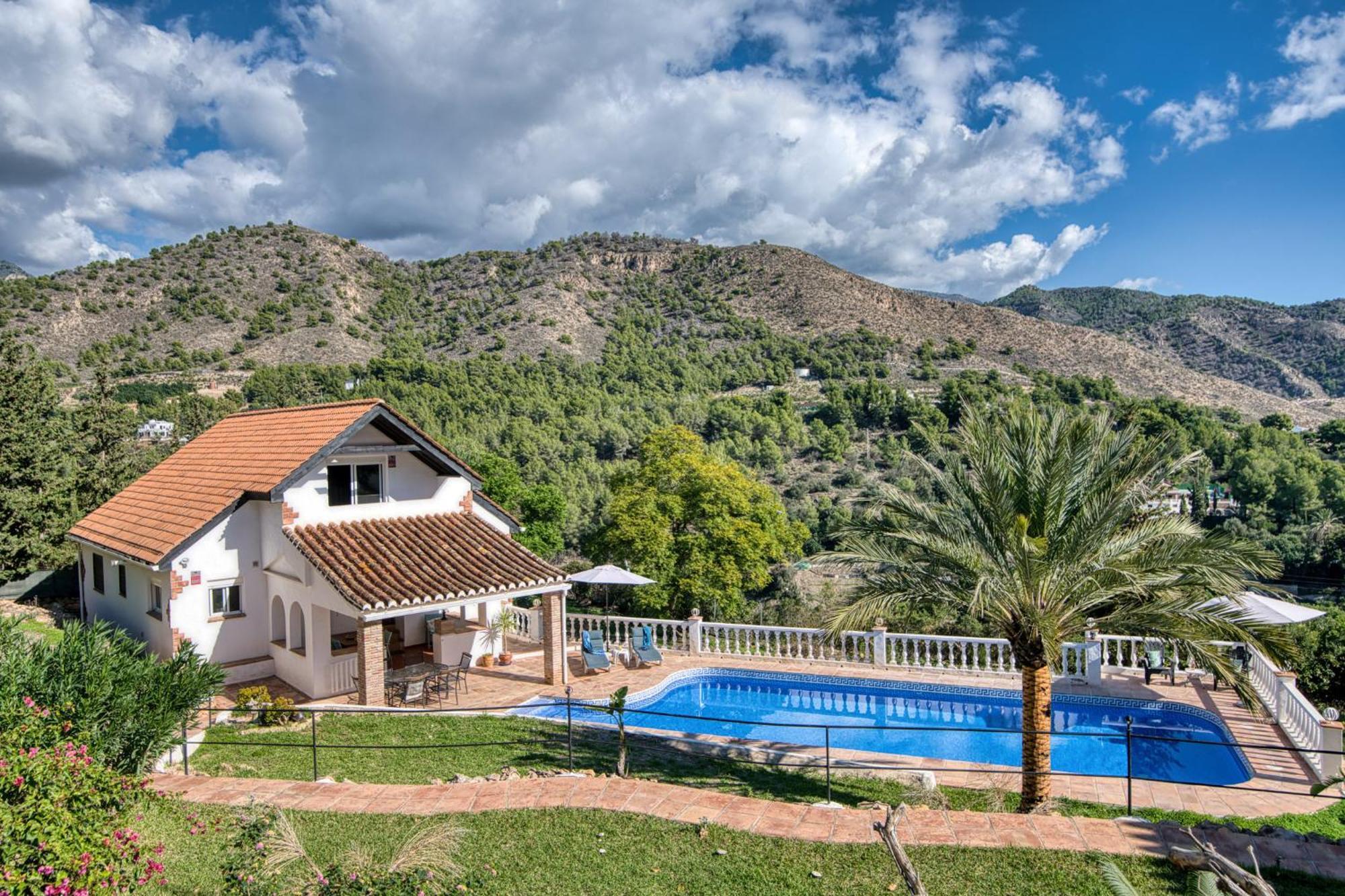 Villa Morera Bed & Breakfast Фригиляна Екстериор снимка