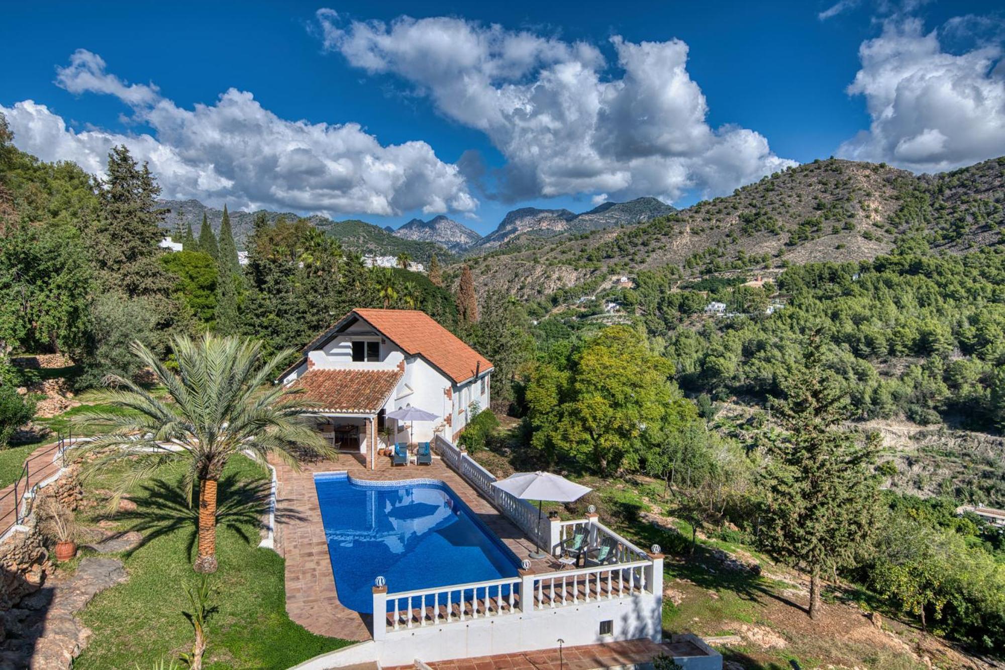 Villa Morera Bed & Breakfast Фригиляна Екстериор снимка