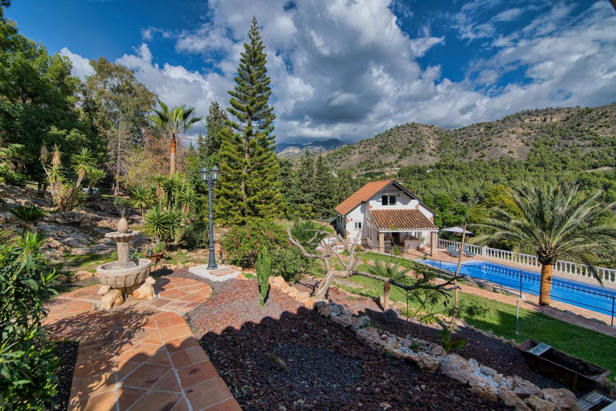 Villa Morera Bed & Breakfast Фригиляна Екстериор снимка