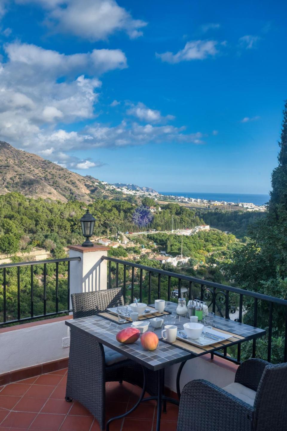 Villa Morera Bed & Breakfast Фригиляна Екстериор снимка